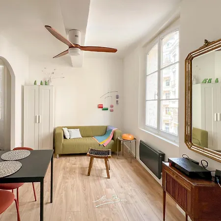 Apartment Dans Le Coeur Du Centre-ville De A 300 M Du Port