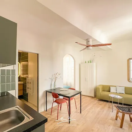 Dans Le Coeur Du Centre-ville De A 300 M Du Port Apartamento